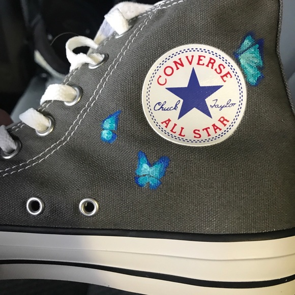 Custom painted Converse - Picture 4 of 6